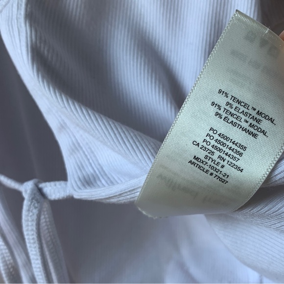 Wilfred free tie-front crop top - Picture 3 of 3